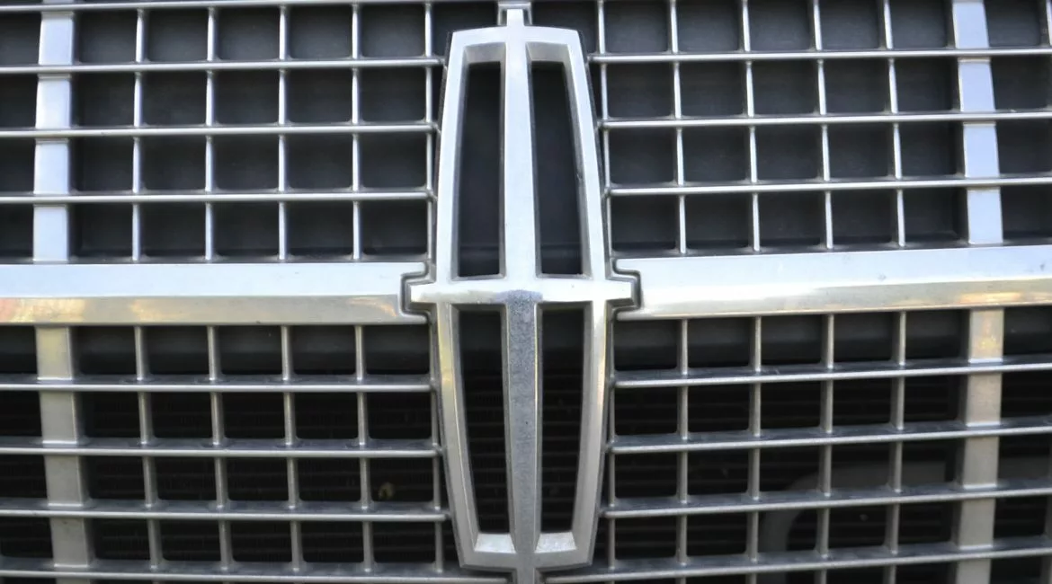 Lincoln Approves Only OEM Parts on Structural Repairs—Why That Matters to You